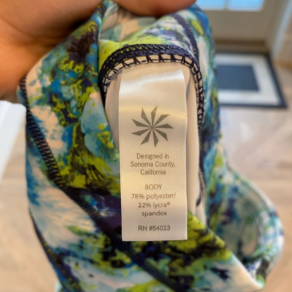 Women’s Athleta Blue/Green Athletic Leggings, XS - Picture 6 of 6